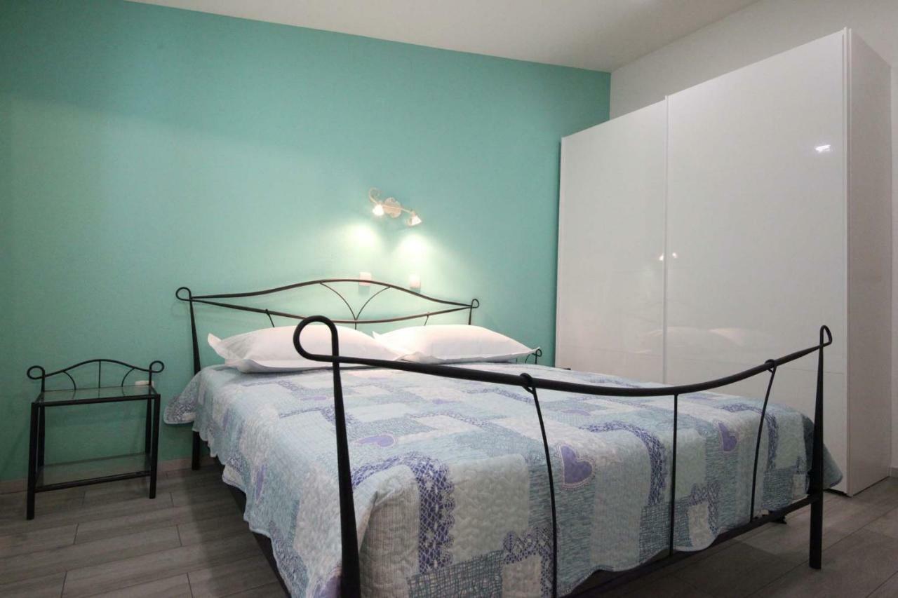 Apartman Josipa มาคาร์สกา ภายนอก รูปภาพ