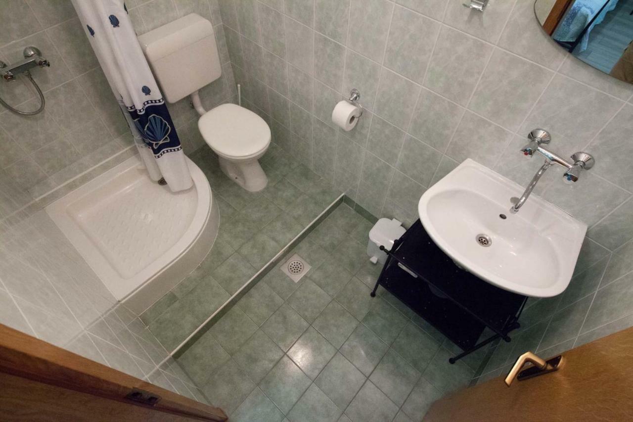 Apartman Josipa มาคาร์สกา ภายนอก รูปภาพ