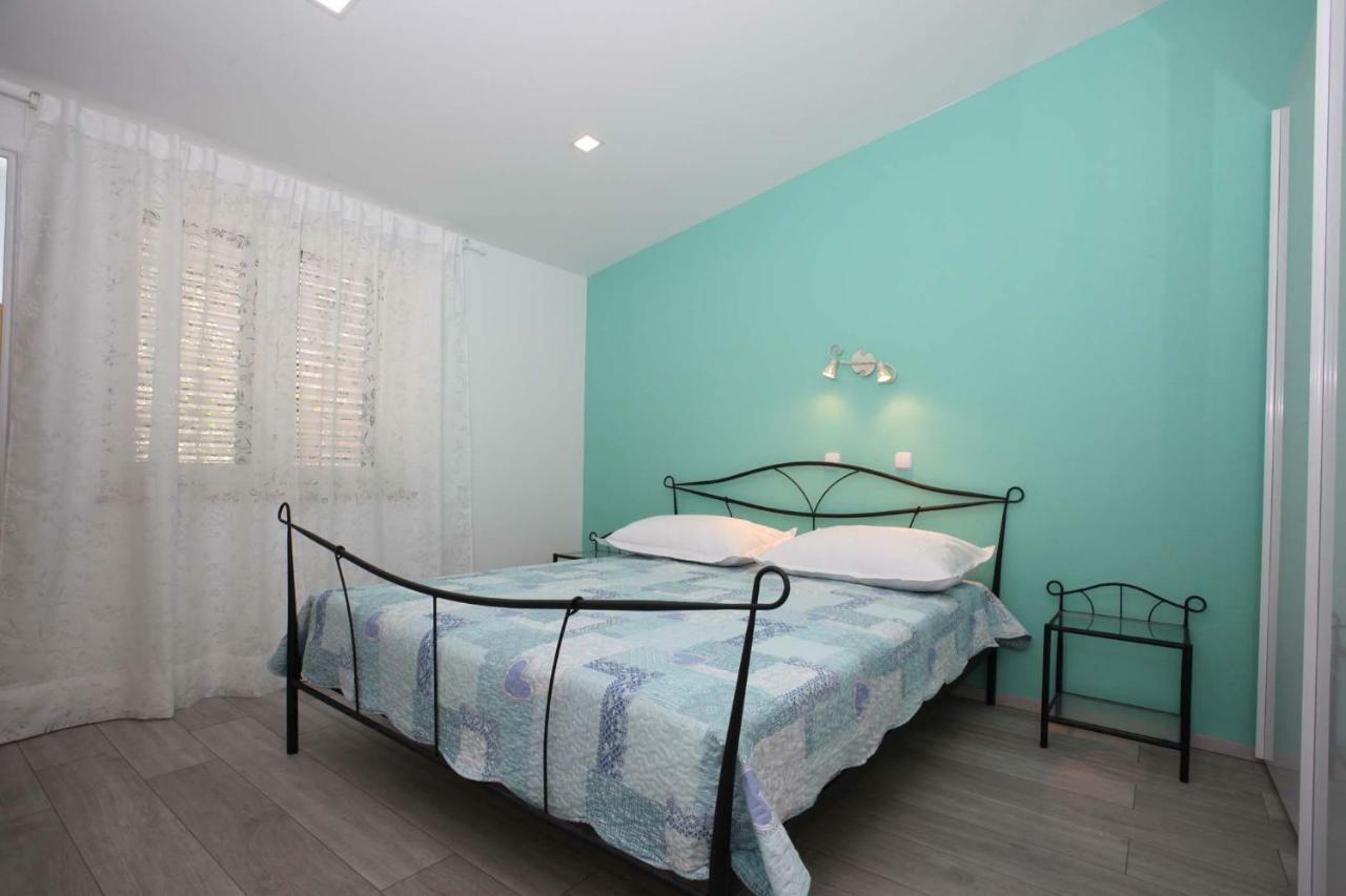 Apartman Josipa มาคาร์สกา ภายนอก รูปภาพ
