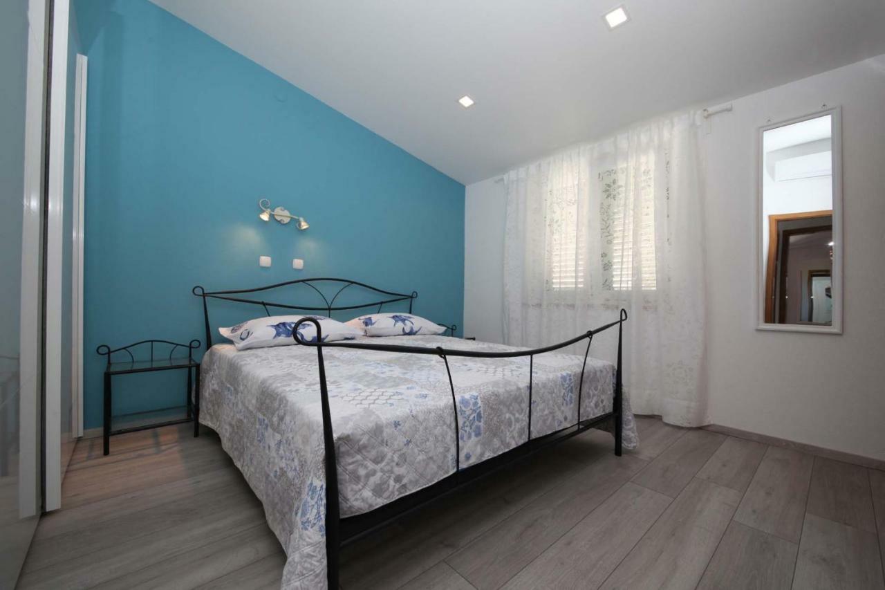 Apartman Josipa มาคาร์สกา ภายนอก รูปภาพ